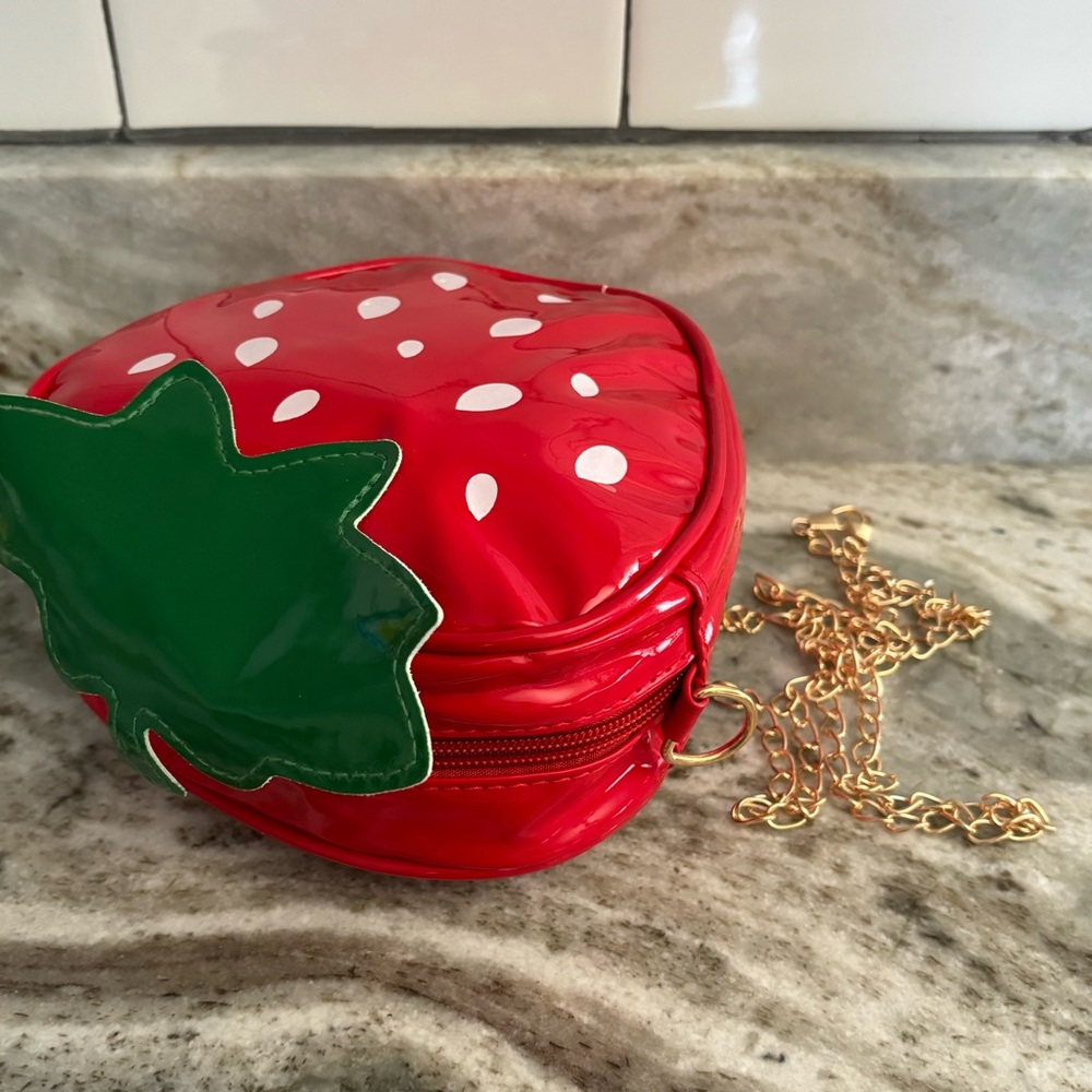 Sweet Mini Strawberry Crossbody Purse Bag - Picture 6 of 8